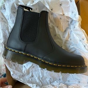 BRAND NEW IN BOX Dr. Marten’s Original Chelsea Boots